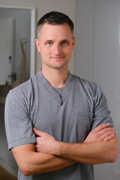 Fizjoterapeuta Karol Nowak